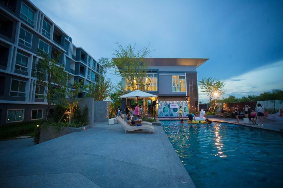 Diamant Modern Room Condominium Resort Chiang Mai Zewnętrze zdjęcie